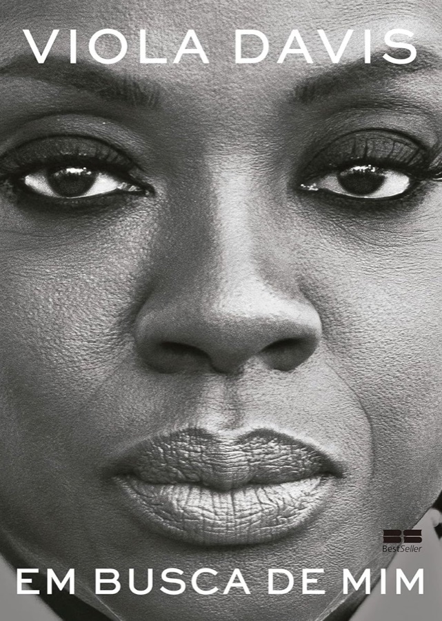 Capa do livro Em busca de mim, de Viola Davis
